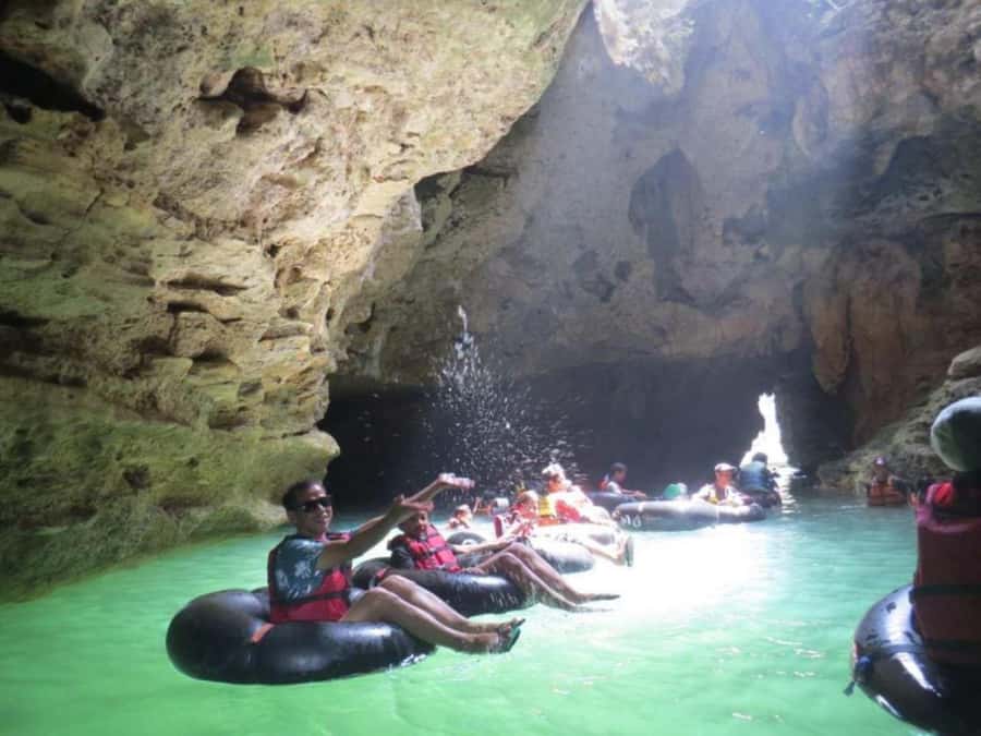 Yogyakarta : Jomblang Cave and Pindul Cave all inclusive - Oyo River Waterfall Time: Donuts Tires and a Cool Reset