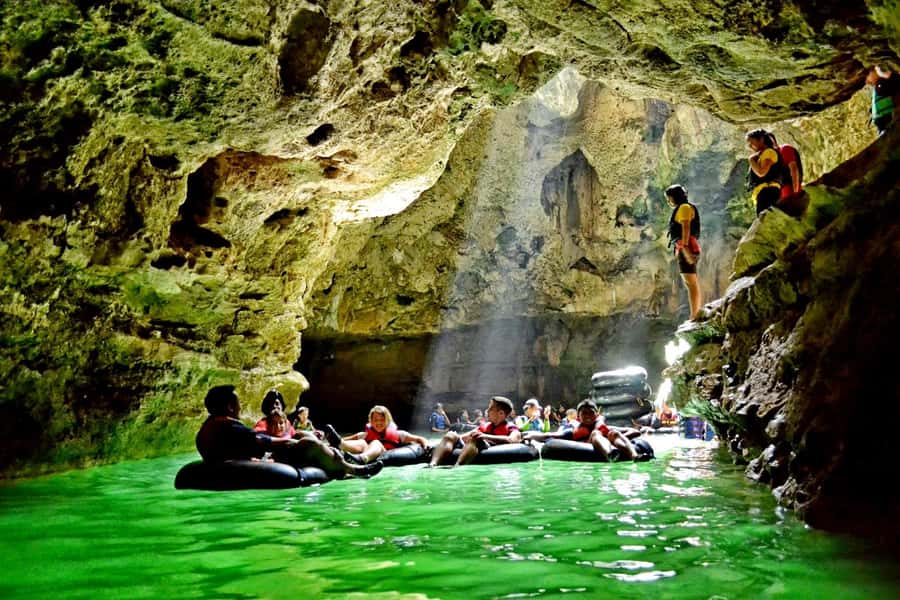 Yogyakarta: Jomblang Cave and Pindul Cave Tour - Jomblang Cave: the 60-meter rope descent and the light rays