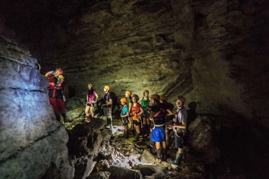 Yogyakarta: Jomblang Cave & Pindul Cave Day Trip with Lunch - Lunch at Jomblang: included fuel before Pindul