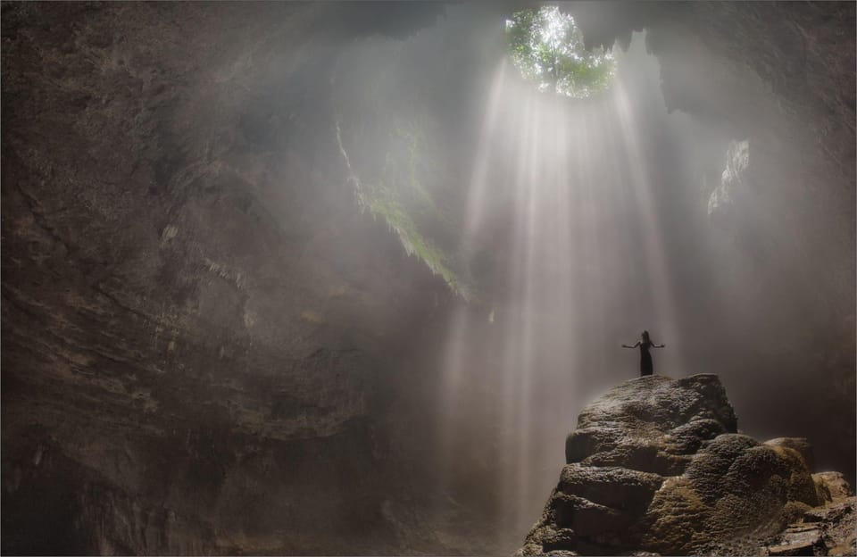Yogyakarta: Jomblang Cave & Pindul Cave Day Trip with Lunch - How wet and wiggly is Pindul, and how to enjoy it