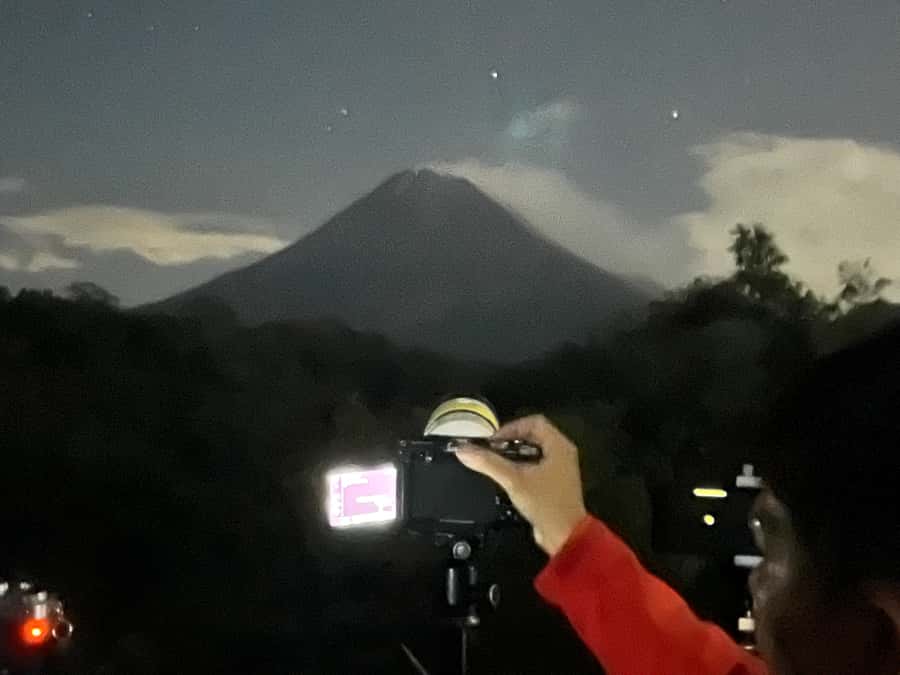 Yogyakarta: Mt. Merapi Jeep Lava Tour Guided Tour - The 2010 eruption context: seeing power and human impact, not just fire