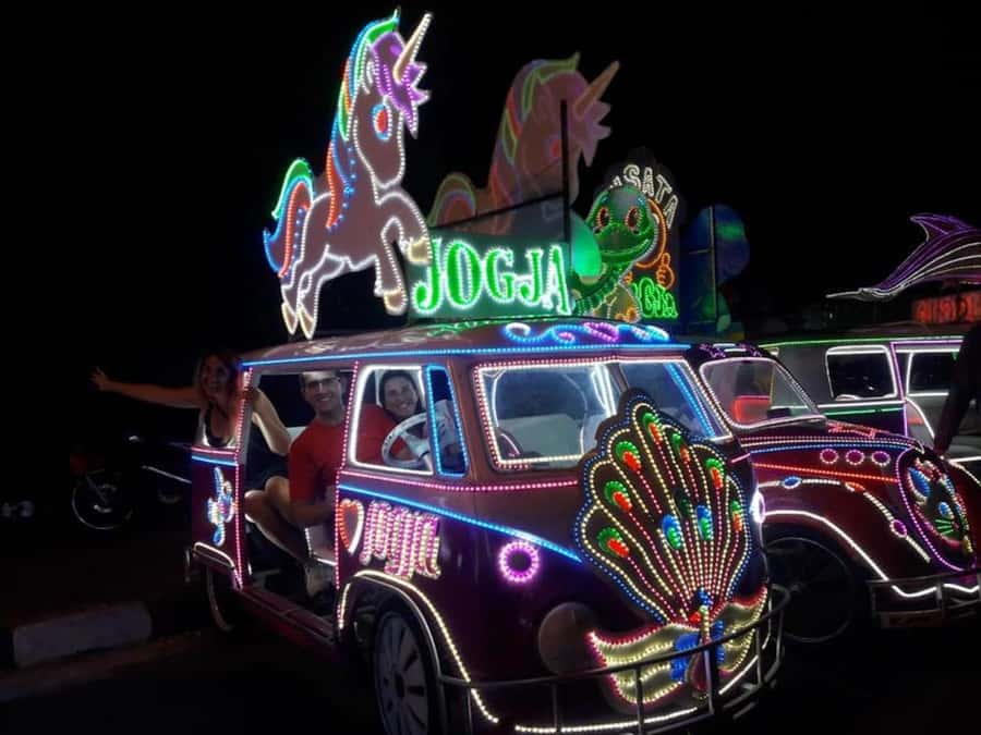 Yogyakarta: Nighttime Walk and Food Tour - Key Things I’d Book This For