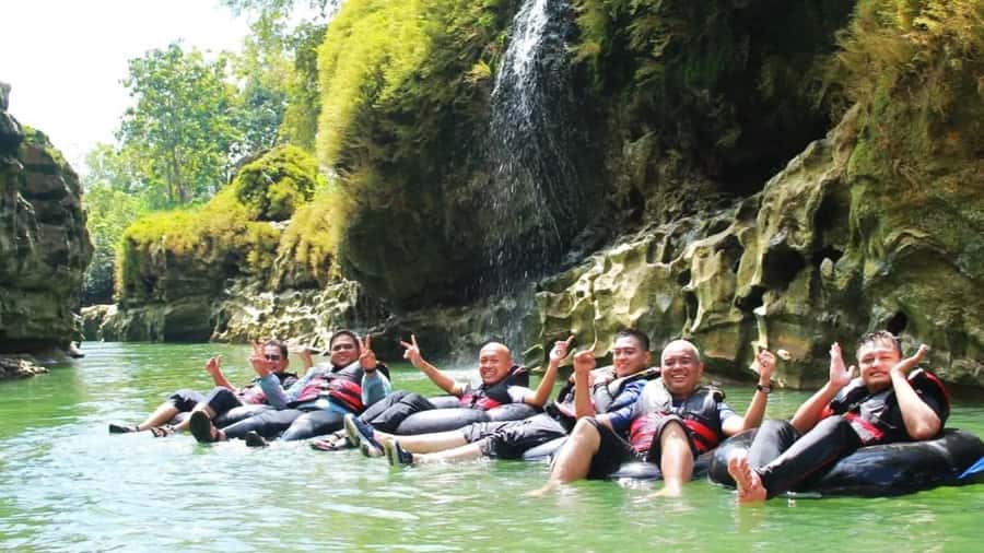 Yogyakarta: Pindul Cave Tubing and Oyo River Tubing - Should you book this Pindul Cave and Oyo River Tubing Trip?
