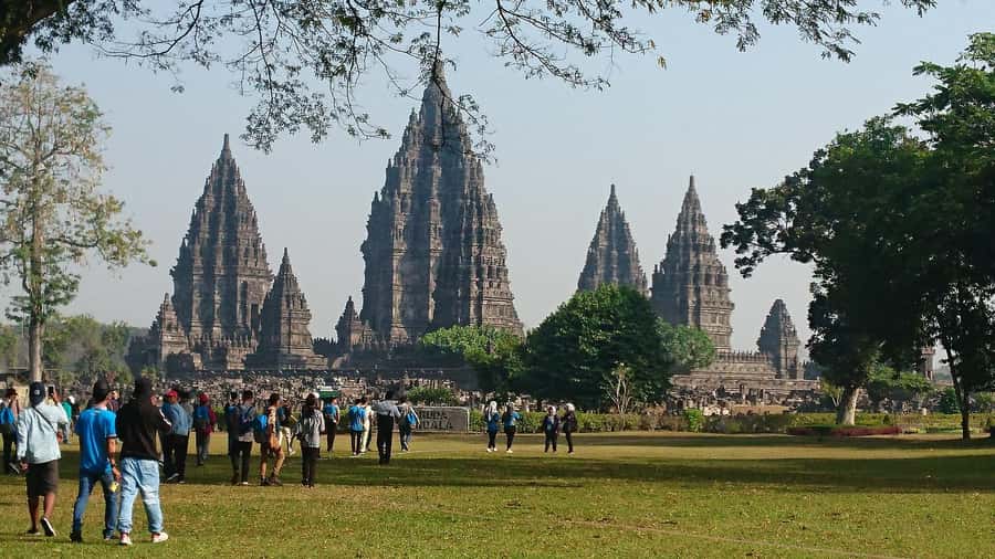 Yogyakarta: Prambanan Temple Entrance Ticket - Timing, photos, and planning your one-day visit