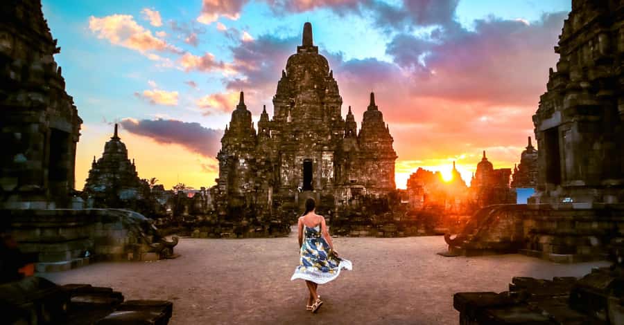Yogyakarta : prambanan temple sunset with expert local guide - How the 5 Hours Actually Work (A Realistic Rhythm)