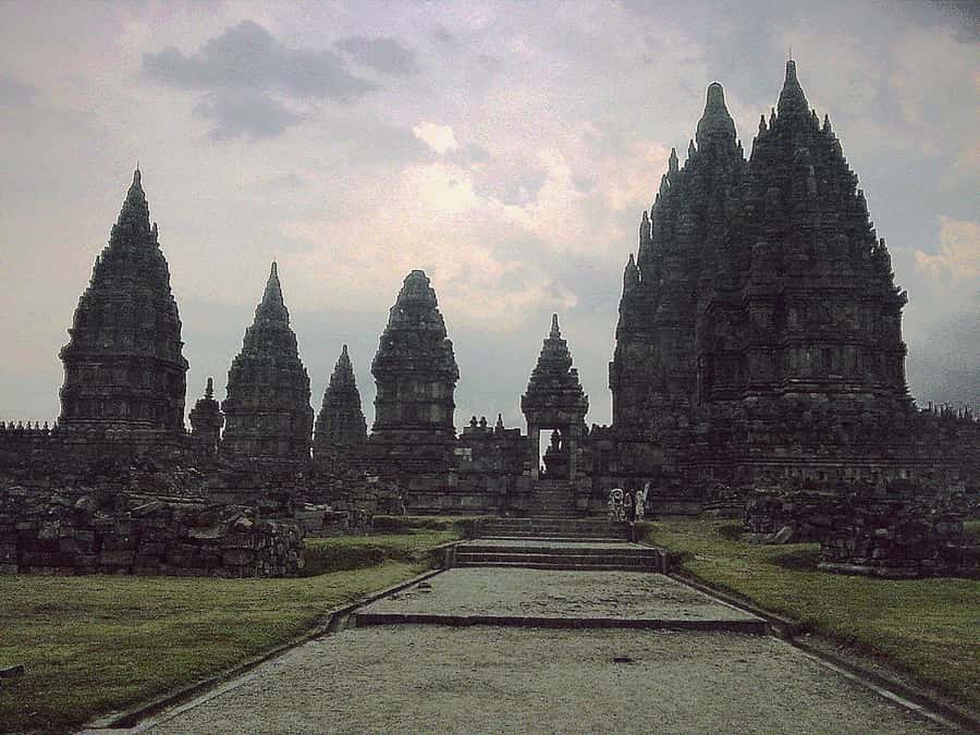 Yogyakarta : prambanan temple sunset with expert local guide - Getting to Prambanan in Comfort: Pickup, Driver, and Easy Logistics