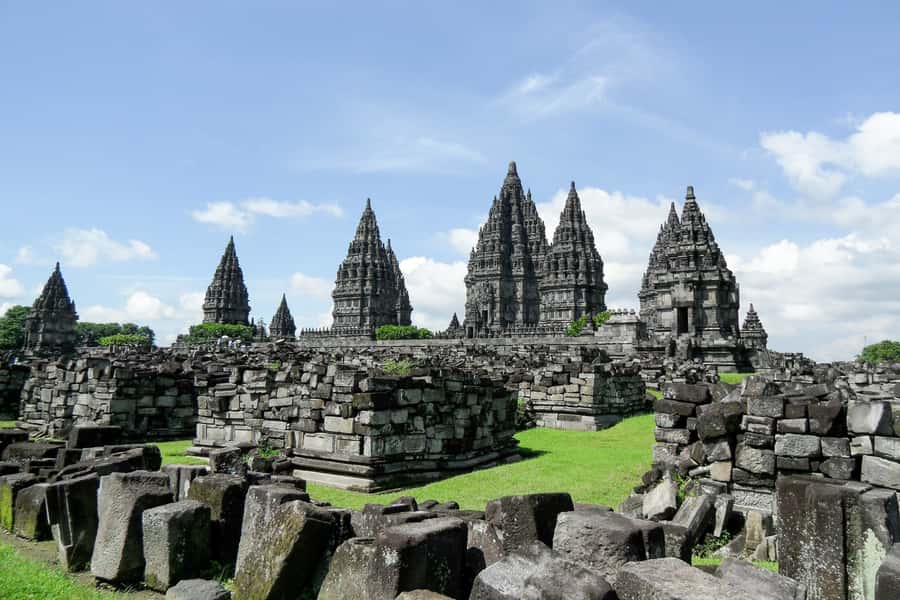 Yogyakarta: Private Car Charter with Driver - Why a private driver makes Yogya touring feel easy
