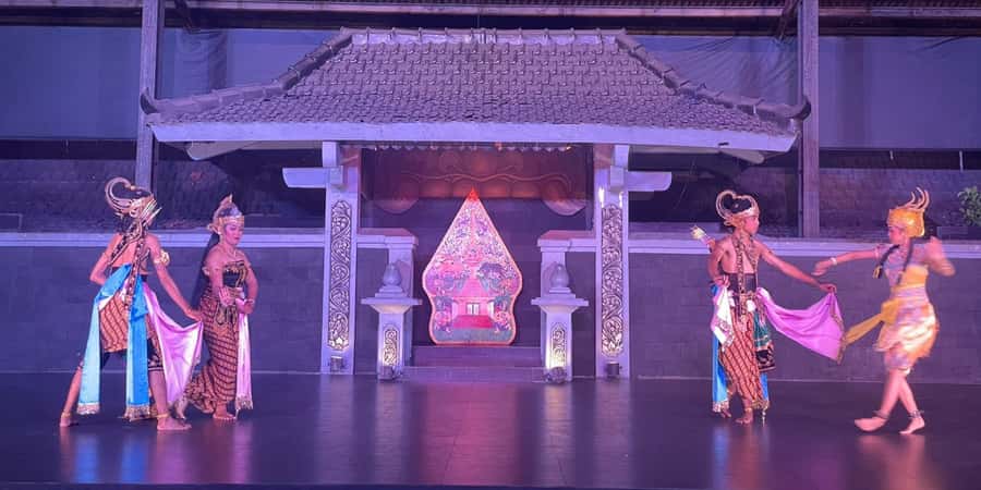Yogyakarta: Ramayana Ballet Performance with Optional Dinner - The Ramayana ballet itself: silent drama, big emotions, clear action