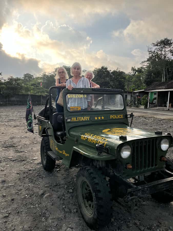 Yogyakarta: Tailor Made Tour with Private car - Customizing your day: sunrise, Jomblang Cave, Merapi Volcano