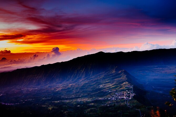 Yogyakarta to Bali 3 Days Bromo And Ijen ALL IN PRIVATE Tour - Day 2: Mount Bromo Sunrise with 4x4 Jeep Energy