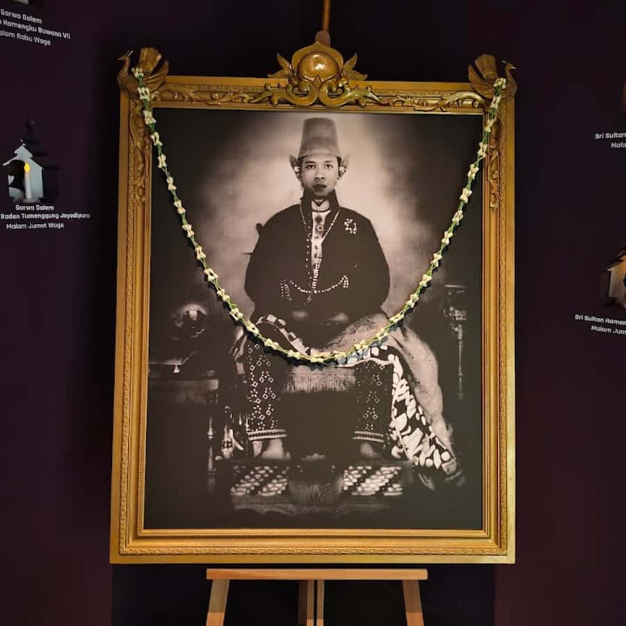 Yogyakarta: Yogyakarta Palace & Water Castle Guided Tour - FAQ